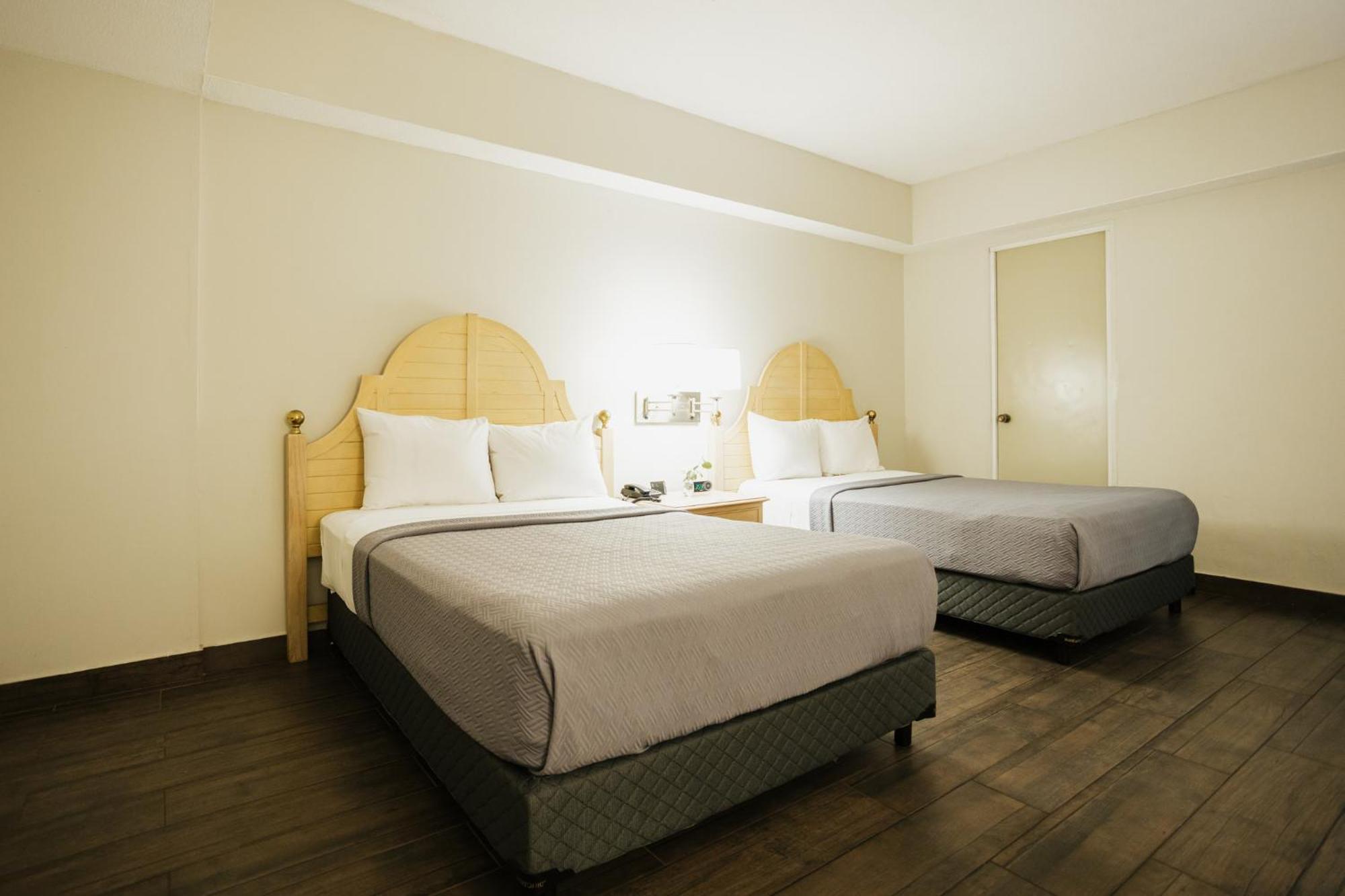 Hotel Parque Central Monterrey Exterior photo