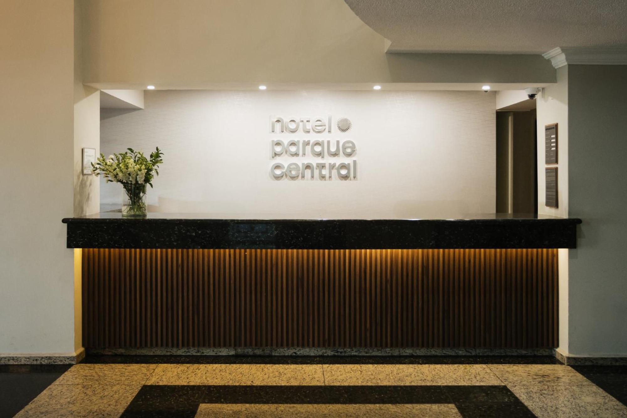 Hotel Parque Central Monterrey Exterior photo